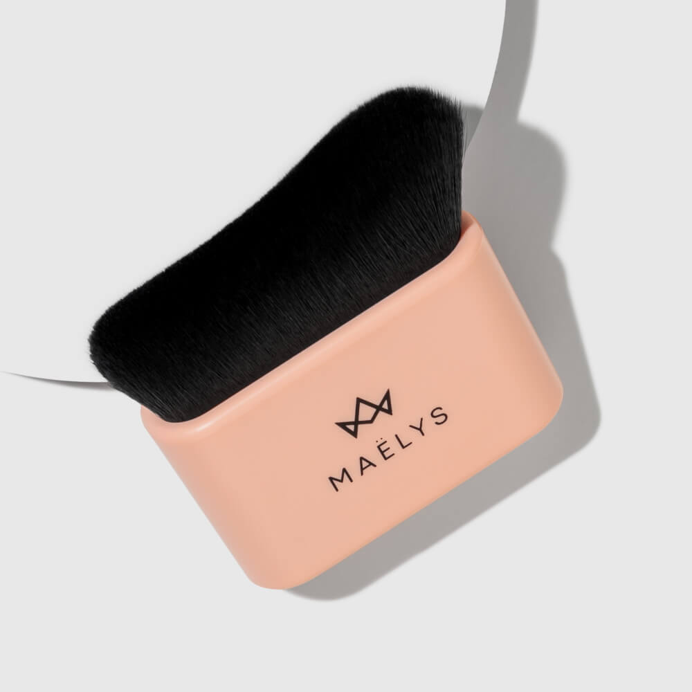 COVER-ME Soft Blending Makeup Body Brush | MAЁLYS®